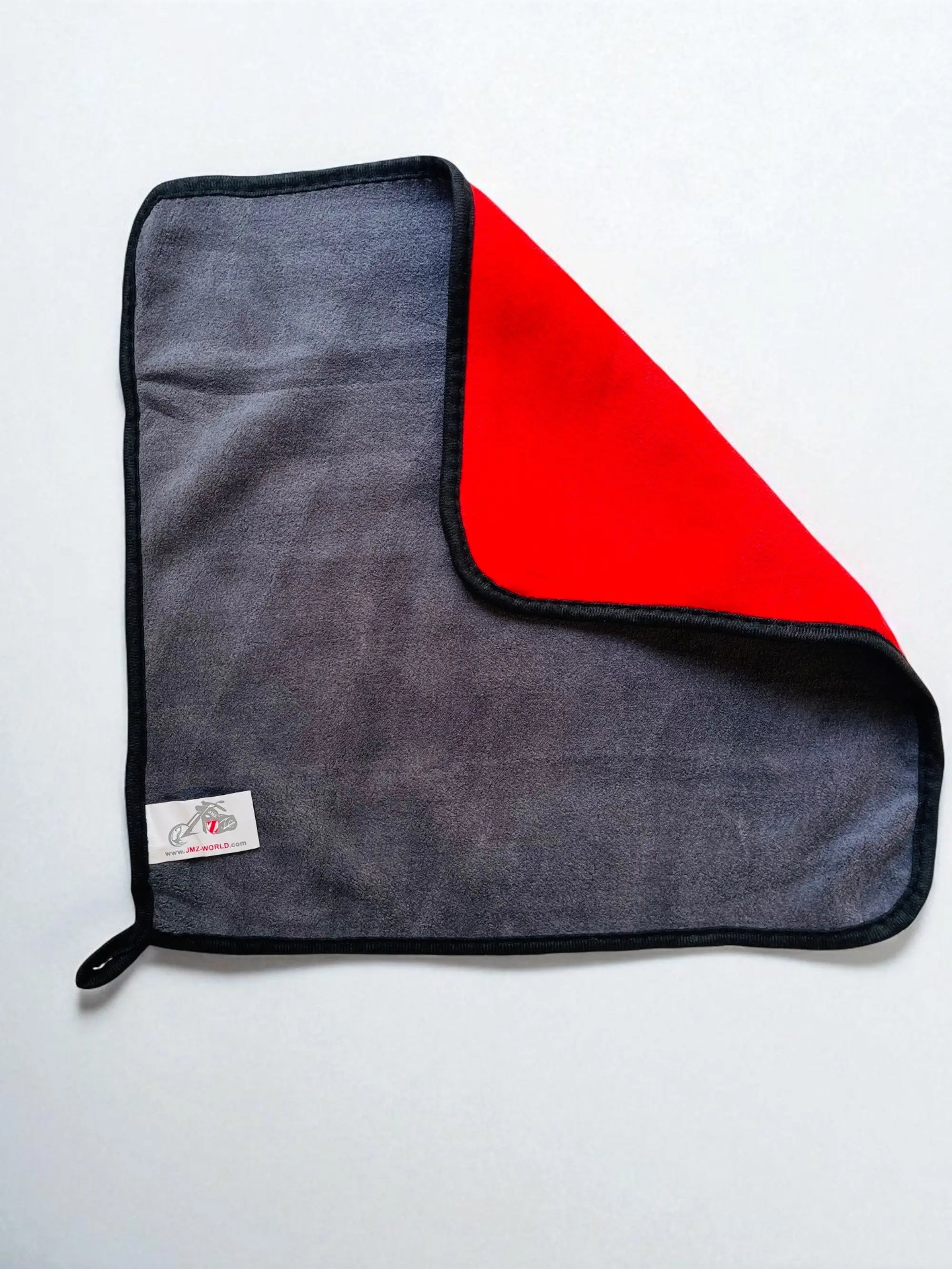 THE RED MICROFIBER CLOTH JMZ KFZ & Motorrad Service e.K.